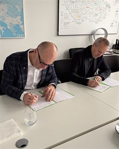 Členové představenstva ČD Cargo, a.s. p. Martin Svojanovský a Ing. Robert Heděnec přim podpisu sjednané PKS 